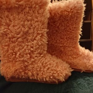 JustFab fuzzy boots